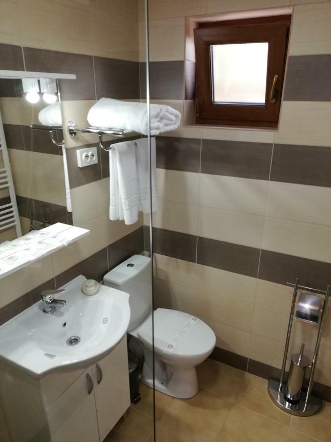 Casa Daomi Otel Deva Dış mekan fotoğraf