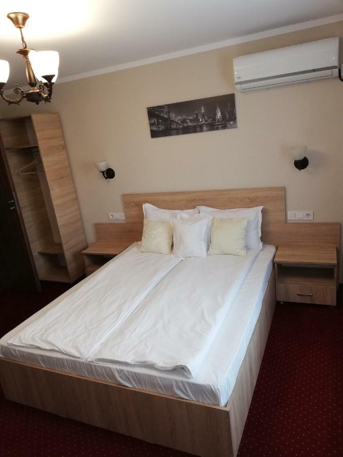 Casa Daomi Otel Deva Dış mekan fotoğraf