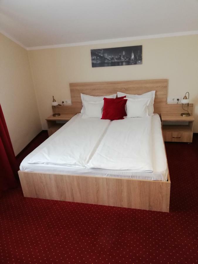 Casa Daomi Otel Deva Dış mekan fotoğraf