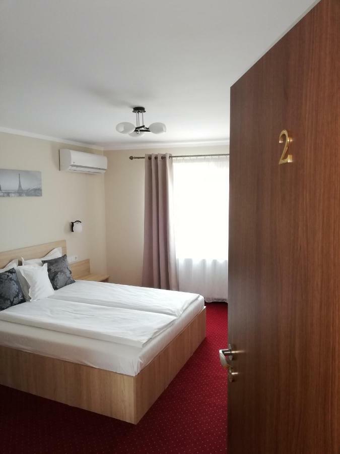 Casa Daomi Otel Deva Dış mekan fotoğraf