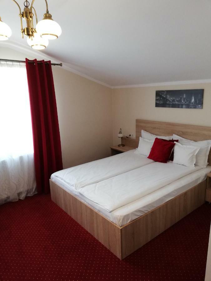 Casa Daomi Otel Deva Dış mekan fotoğraf