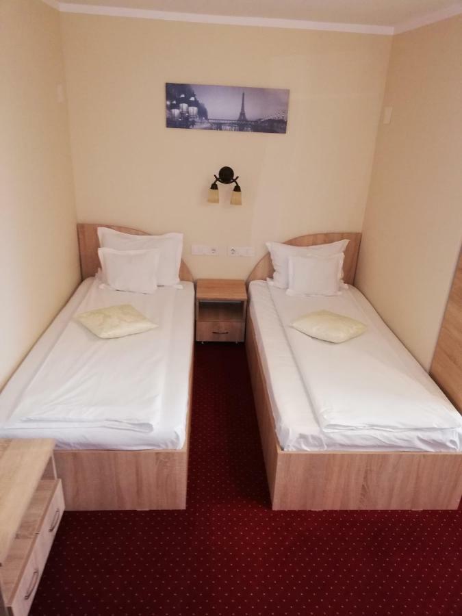 Casa Daomi Otel Deva Dış mekan fotoğraf