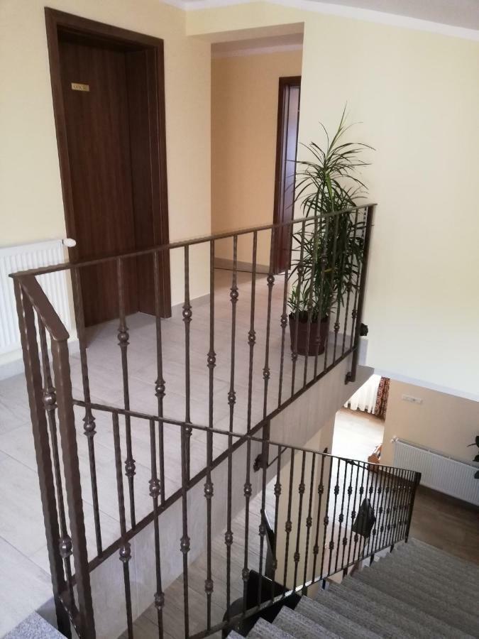 Casa Daomi Otel Deva Dış mekan fotoğraf