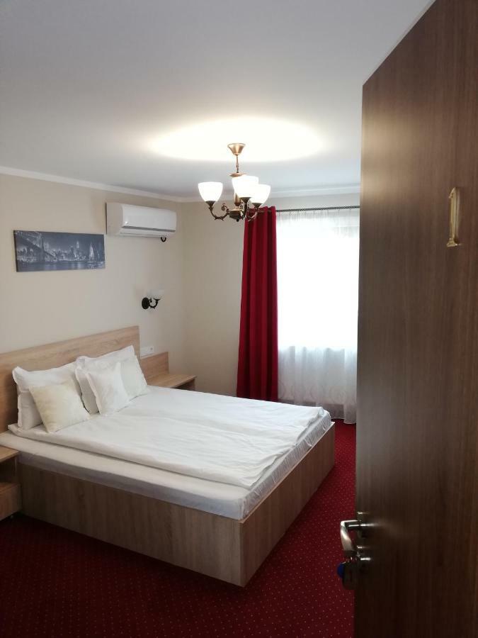 Casa Daomi Otel Deva Dış mekan fotoğraf